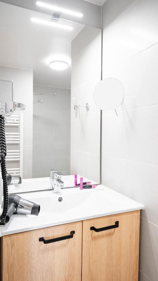 Residhome Senart Lieusaint  Bagian luar foto